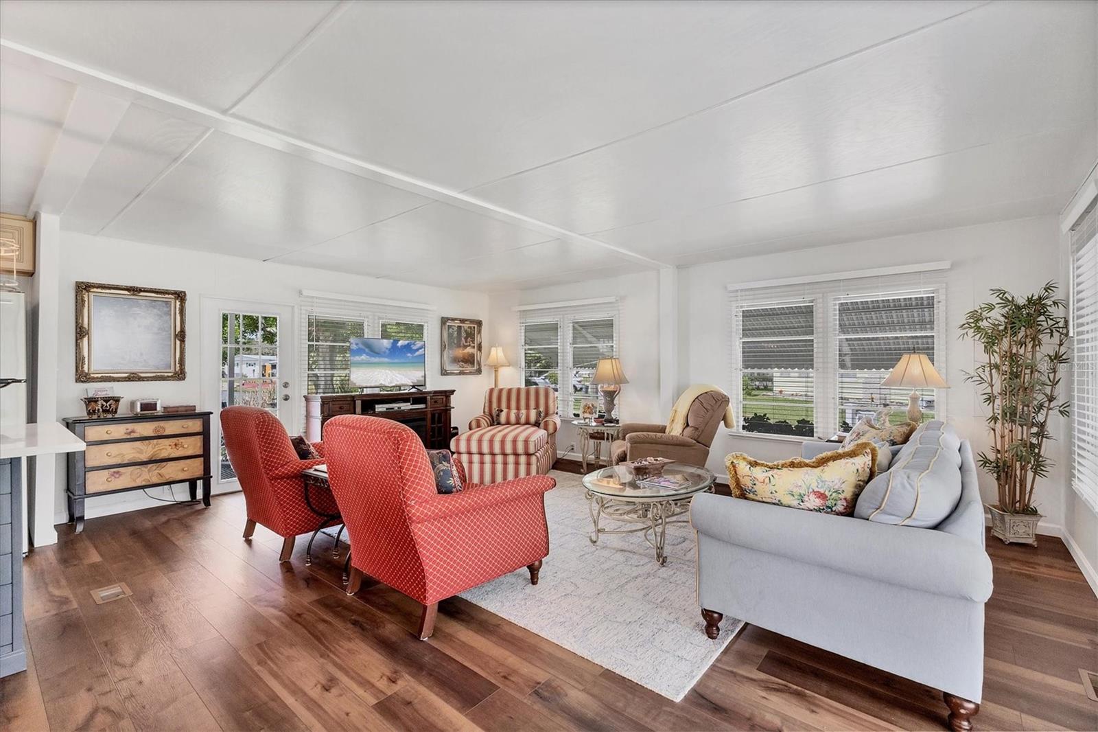 TIDEVUE/DE SOTO COMMUNITY UNIT ONE - Residential