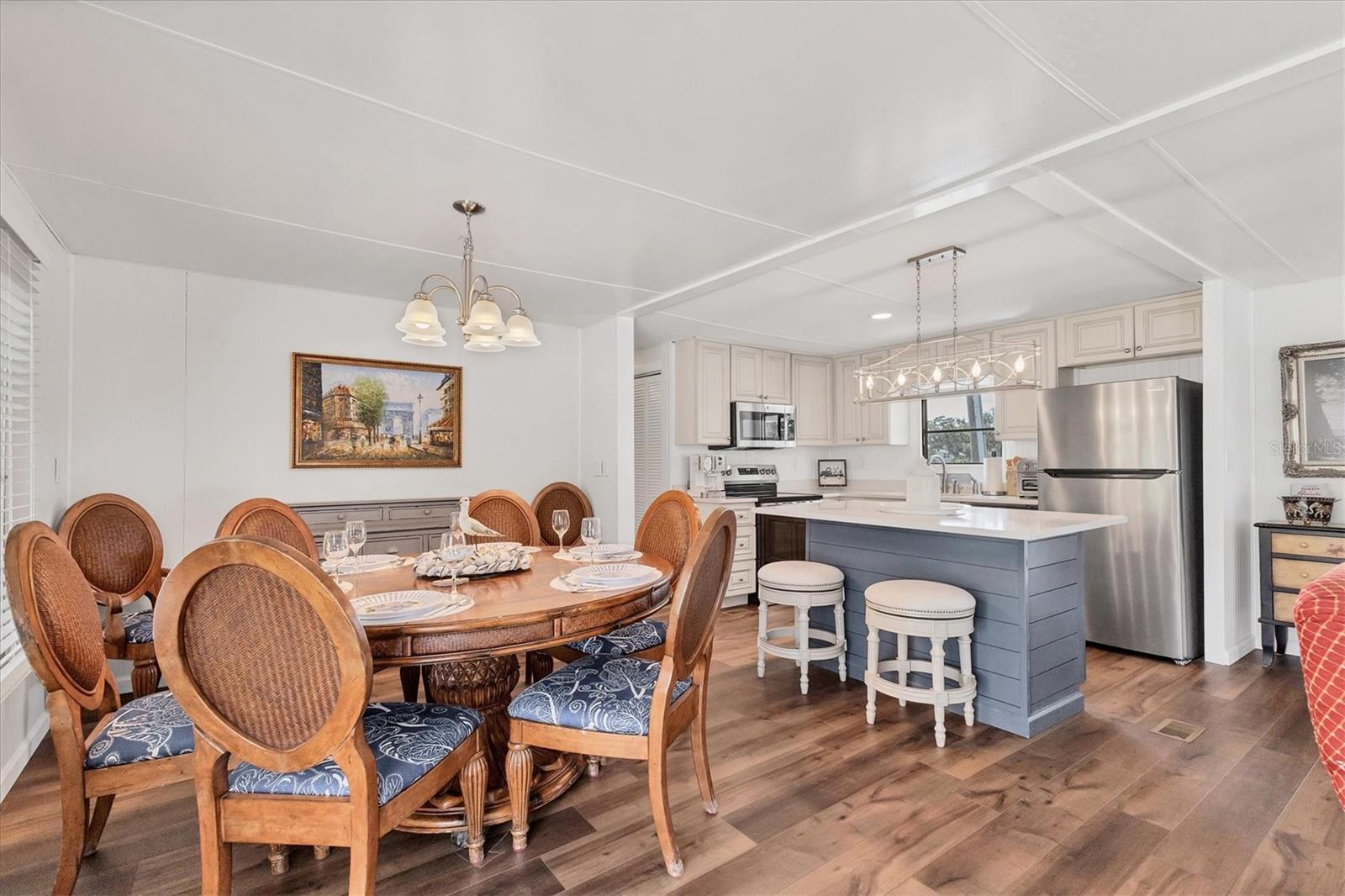 TIDEVUE/DE SOTO COMMUNITY UNIT ONE - Residential