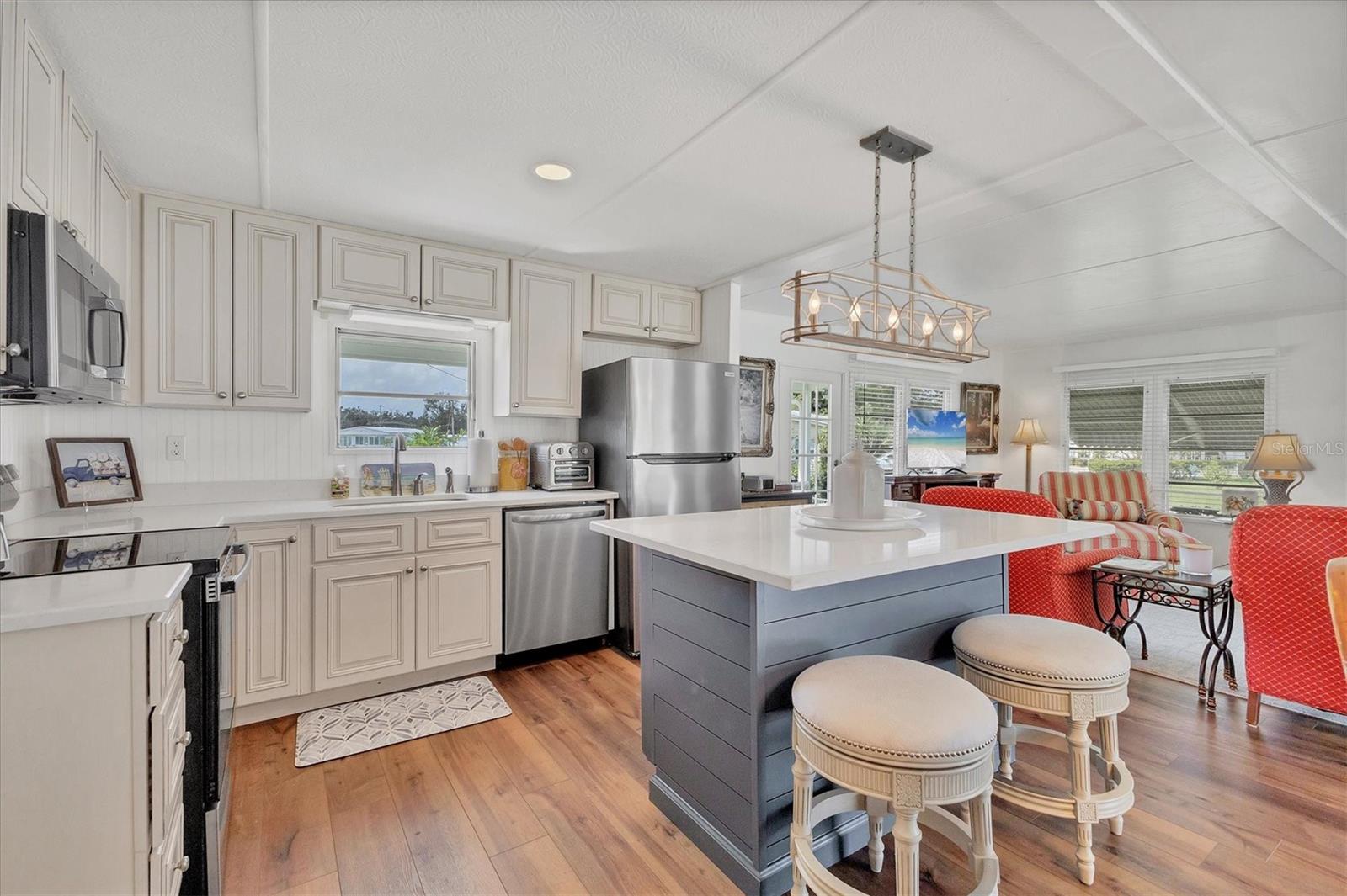 TIDEVUE/DE SOTO COMMUNITY UNIT ONE - Residential