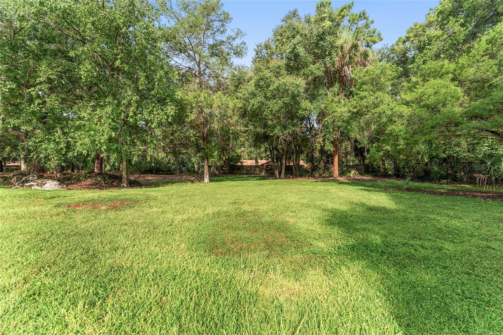 CAPTAIN'S COVE - Residential