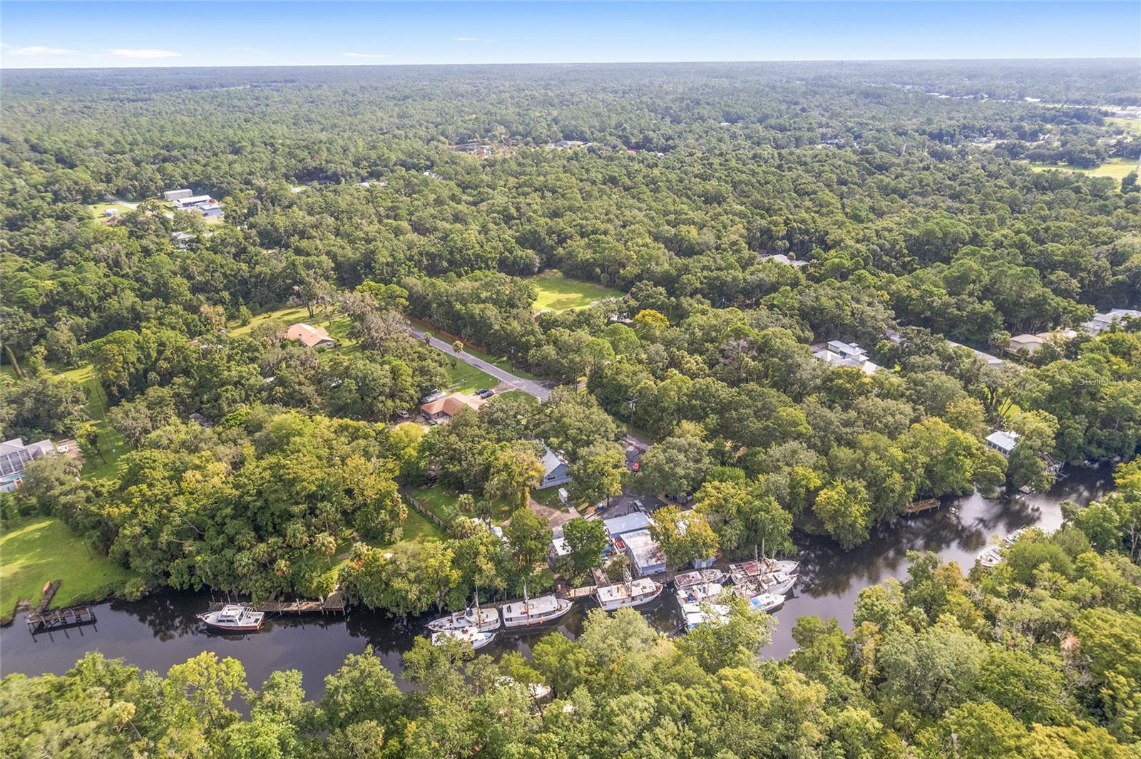 CAPTAIN'S COVE - Residential