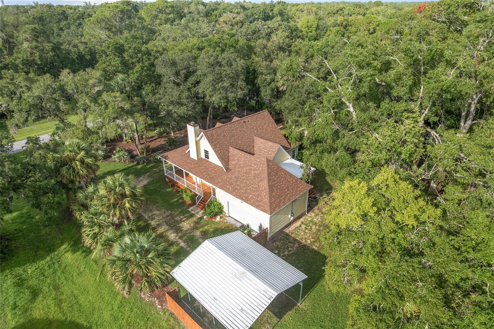 CAPTAIN'S COVE - Residential