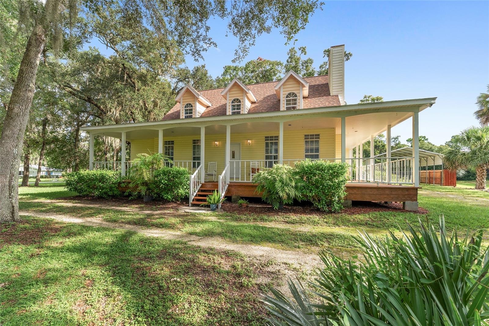 CAPTAIN'S COVE - Residential