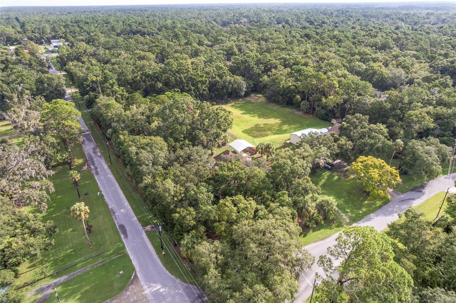 CAPTAIN'S COVE - Residential