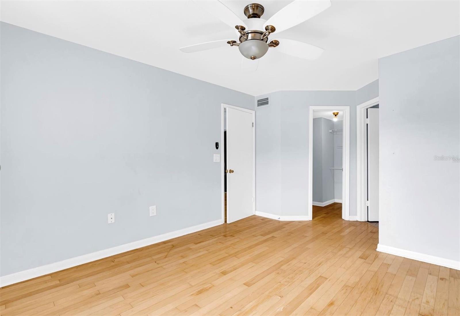 BLOSSOM PARK VILLAS CONDO - Residential Lease