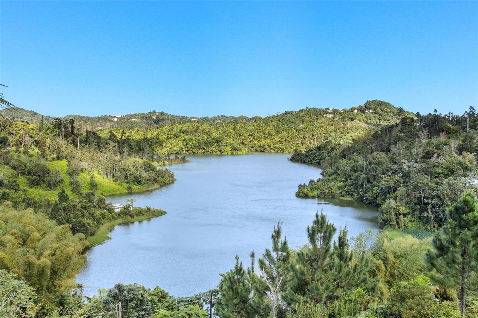 Carretera 742 Km.2.3 SECTOR LAS VILLAS BO. CARITE F2-F3