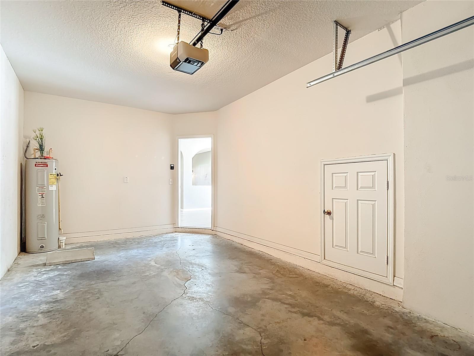 MEADOW POINTE PRCL 16 UNIT 3B - Residential