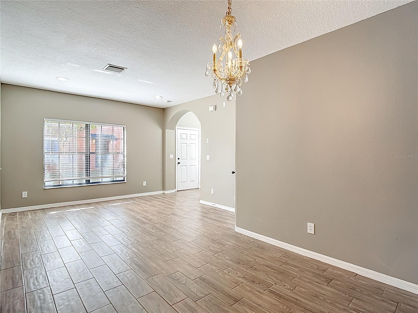 MEADOW POINTE PRCL 16 UNIT 3B - Residential