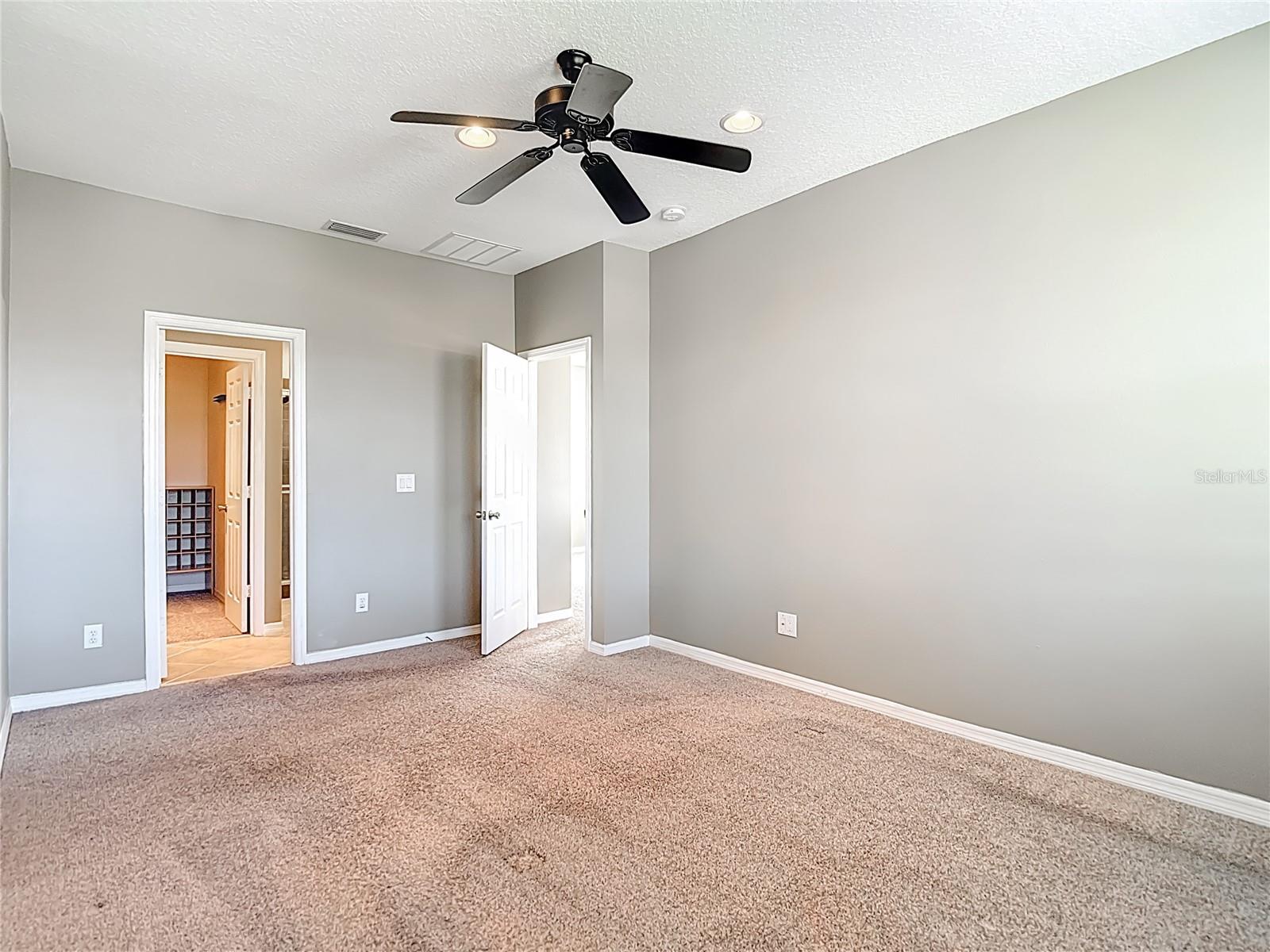 MEADOW POINTE PRCL 16 UNIT 3B - Residential