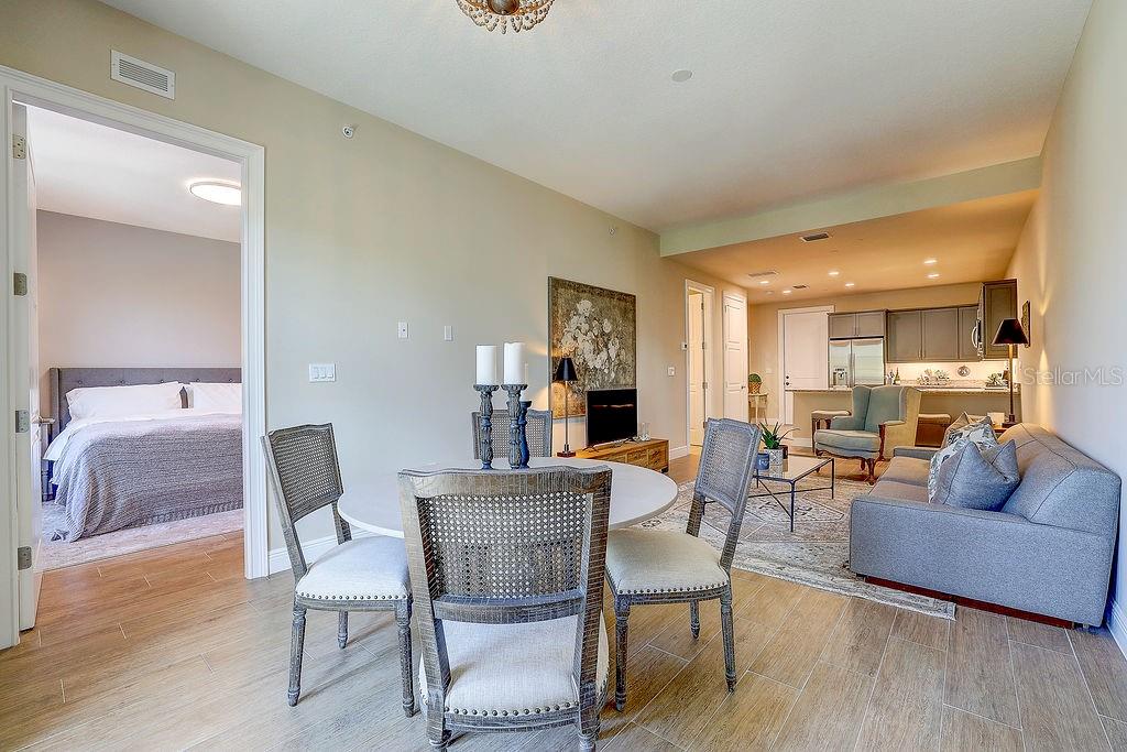 COURTYARD AT CITRUS - Residential