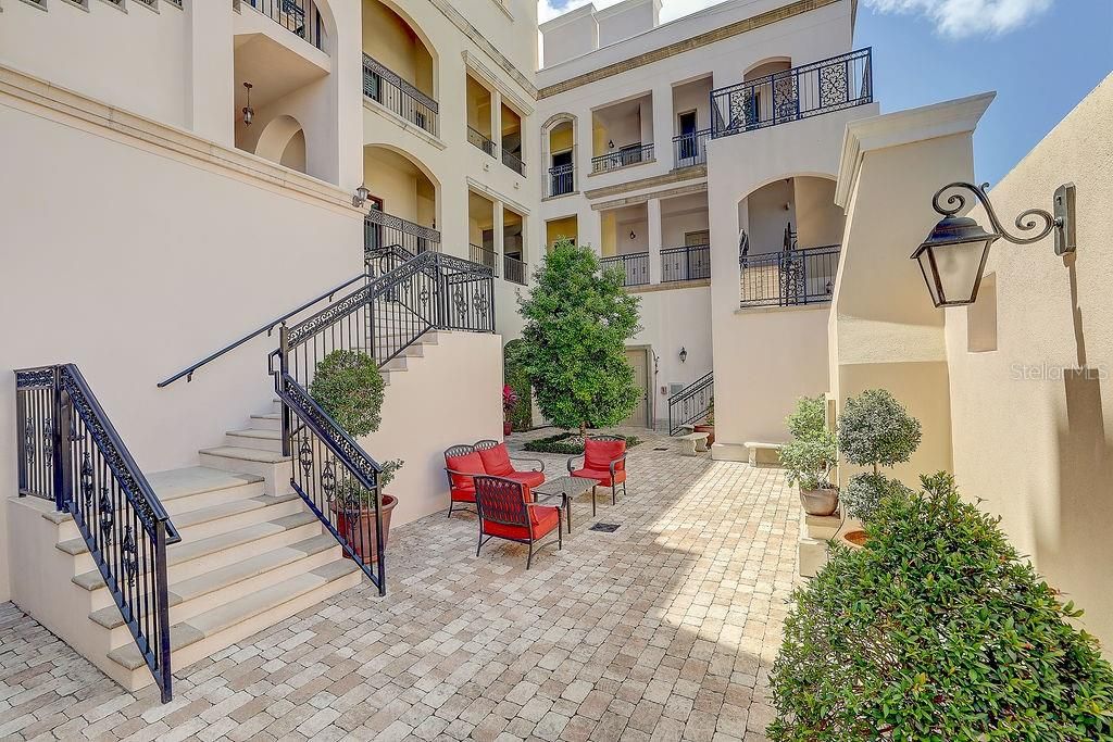Photo of 525 N Orange Avenue #202, Sarasota, FL 34236 (MLS # A4652931)