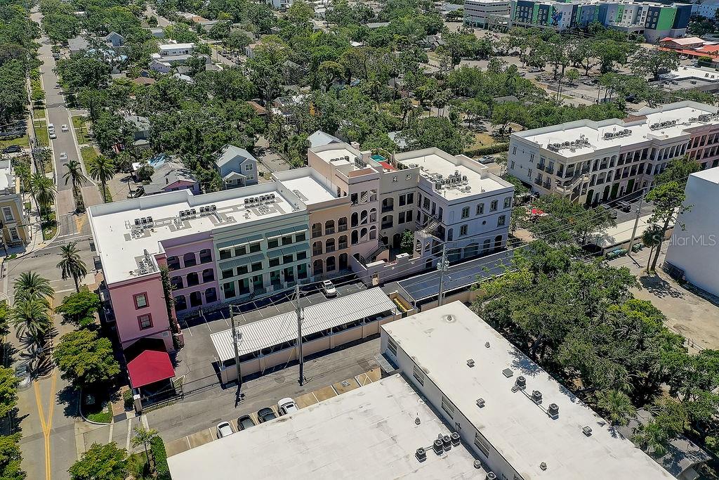 COURTYARD AT CITRUS - Residential
