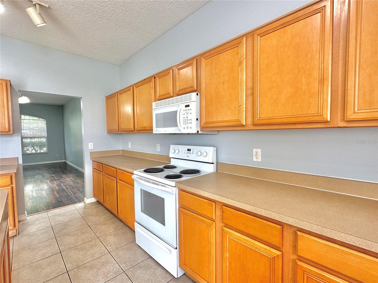 TIVOLI WOODS VILLAGE C 51 84 - Residential Lease