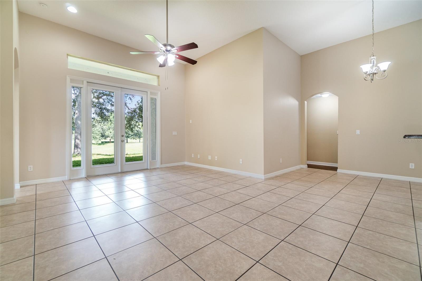 KENSINGTON MANOR L & O - Residential