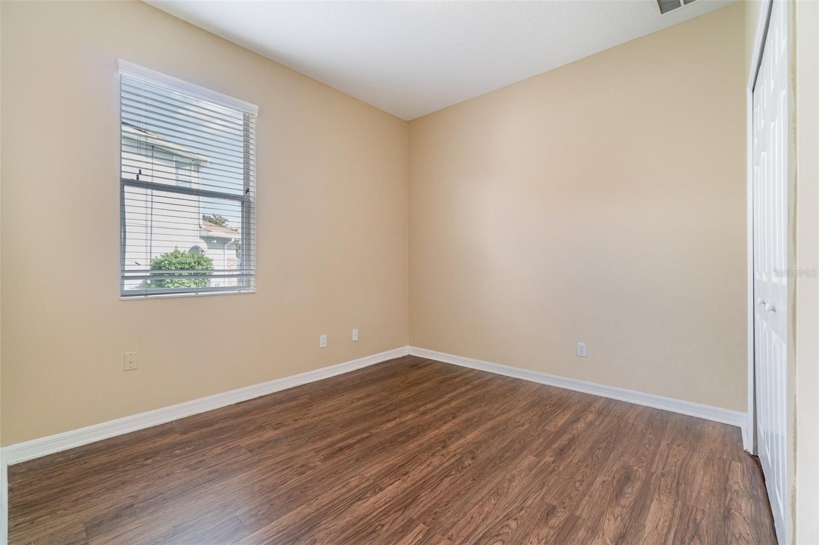 KENSINGTON MANOR L & O - Residential