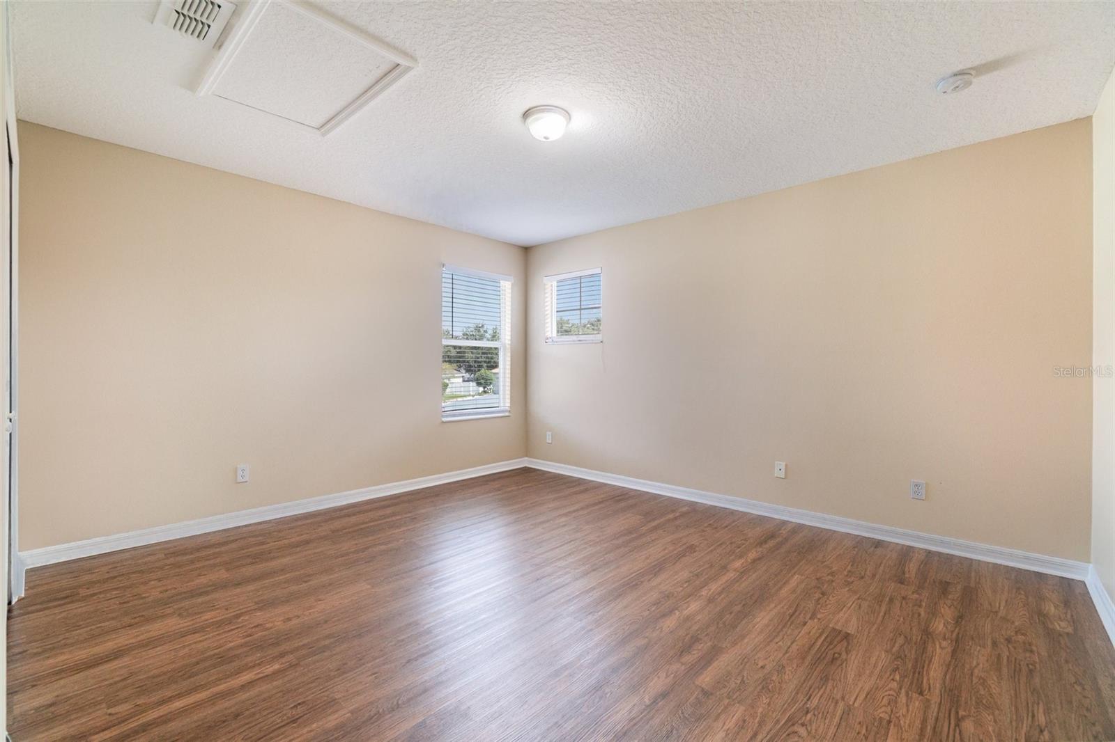 KENSINGTON MANOR L & O - Residential