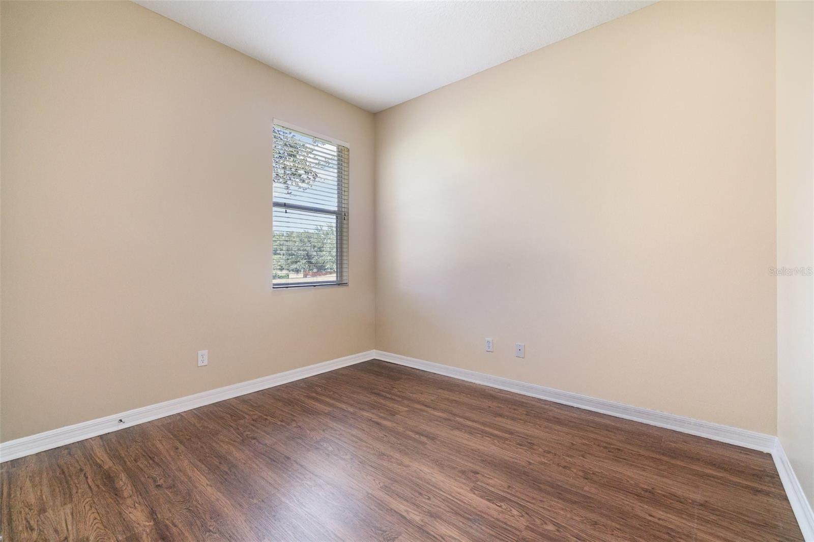 KENSINGTON MANOR L & O - Residential