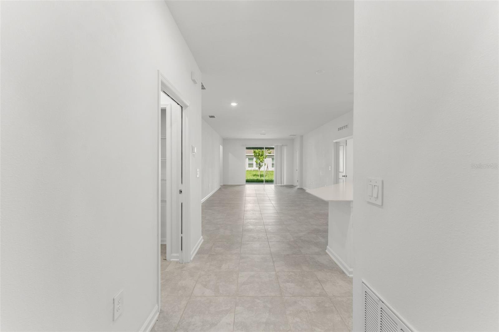 516 REGGIE ROAD