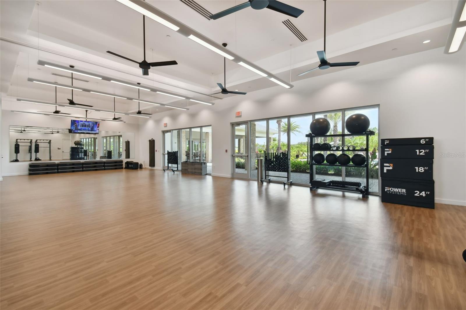 ESPLANADE/WIREGRASS RANCH PH I - Residential