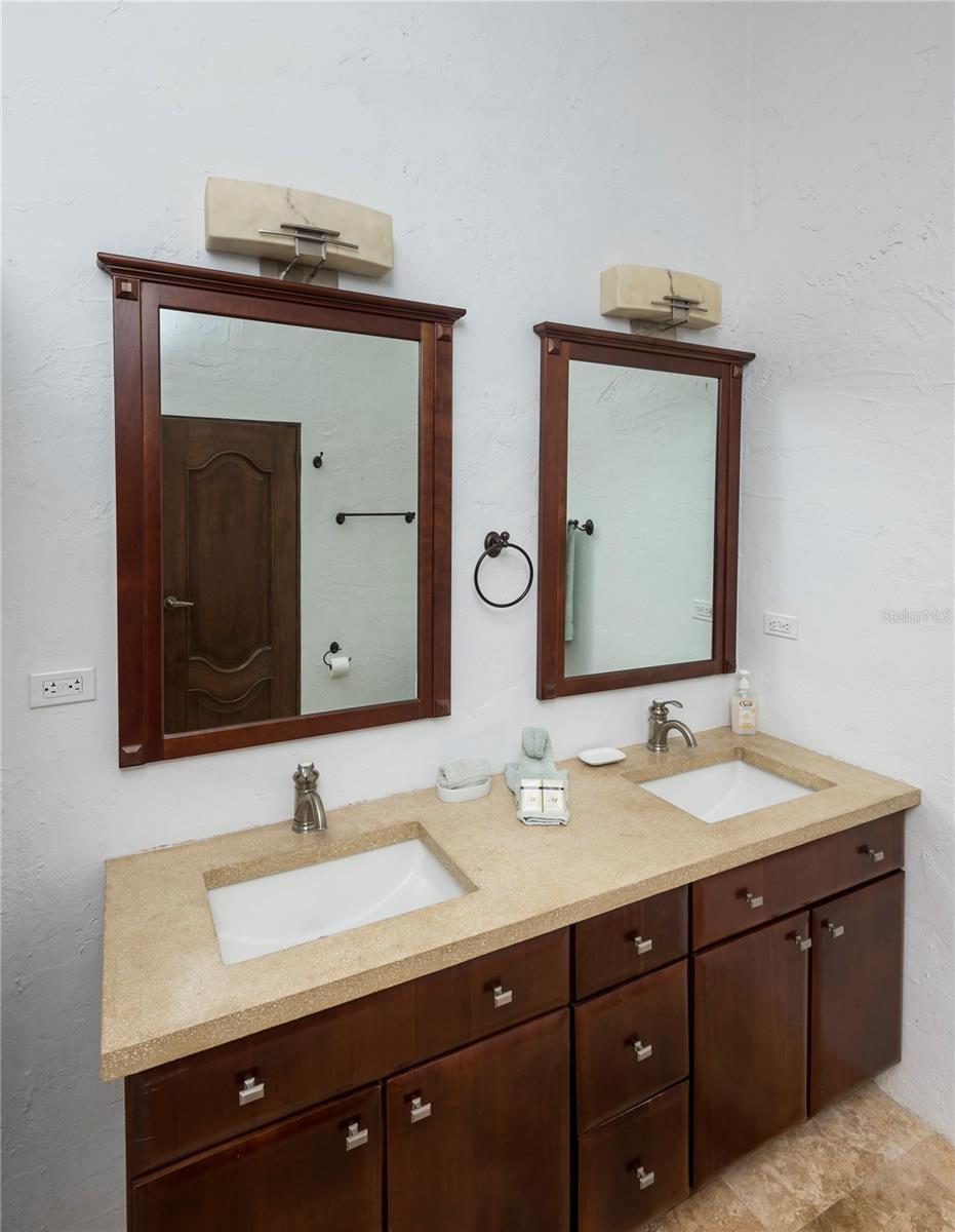 ESPERANZA - Residential