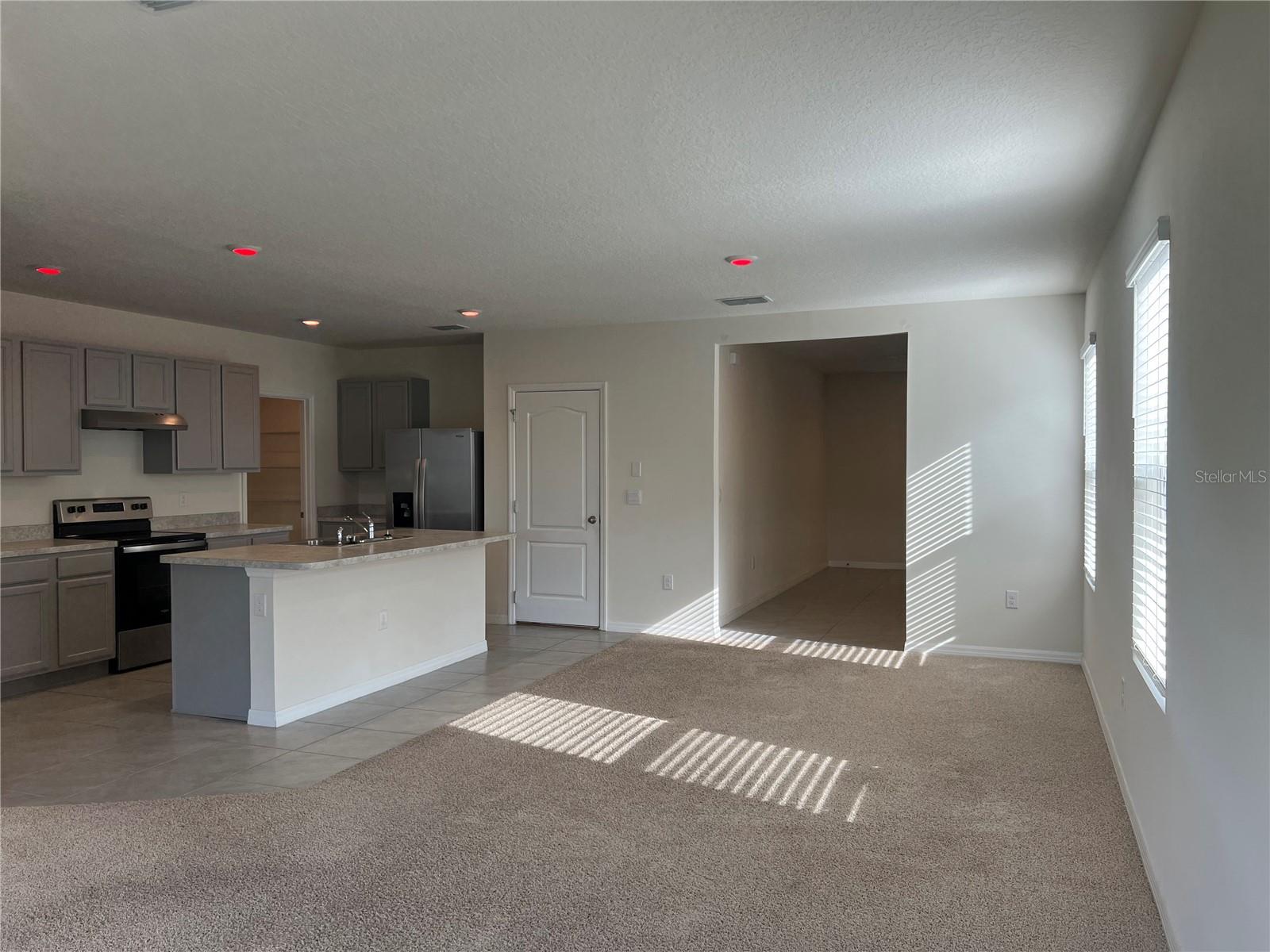 AVALON PARK TAVARES PH 1 - Residential Lease