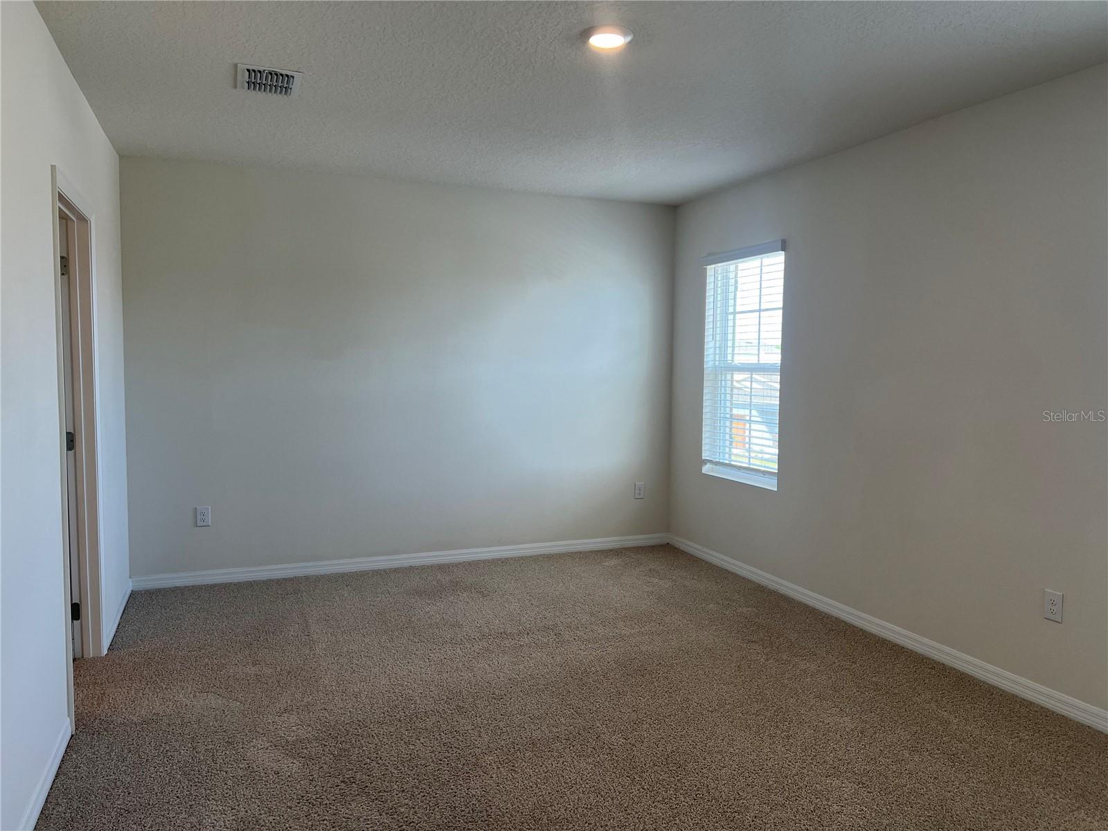 AVALON PARK TAVARES PH 1 - Residential Lease