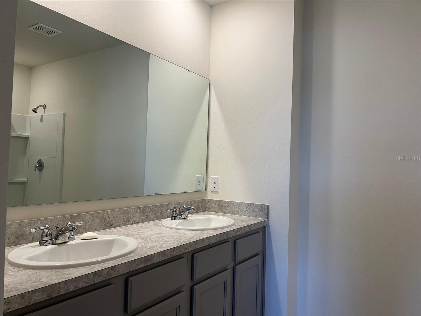 AVALON PARK TAVARES PH 1 - Residential Lease