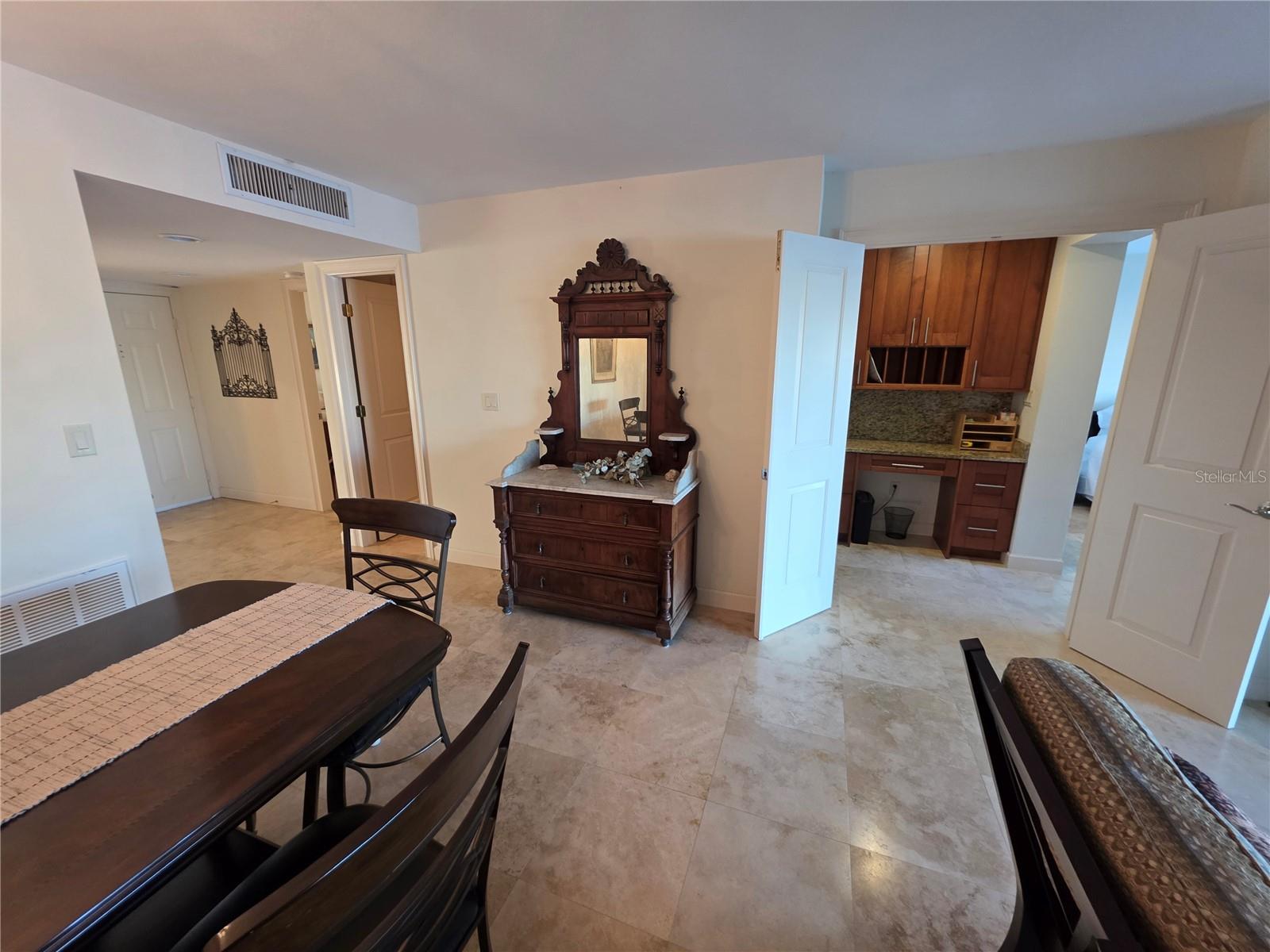 VISTA VERDE WEST - Residential Lease