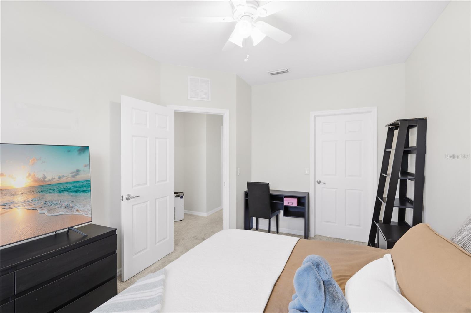 SAN MICHELE AT UNIVERSITY COMMONS - Residential