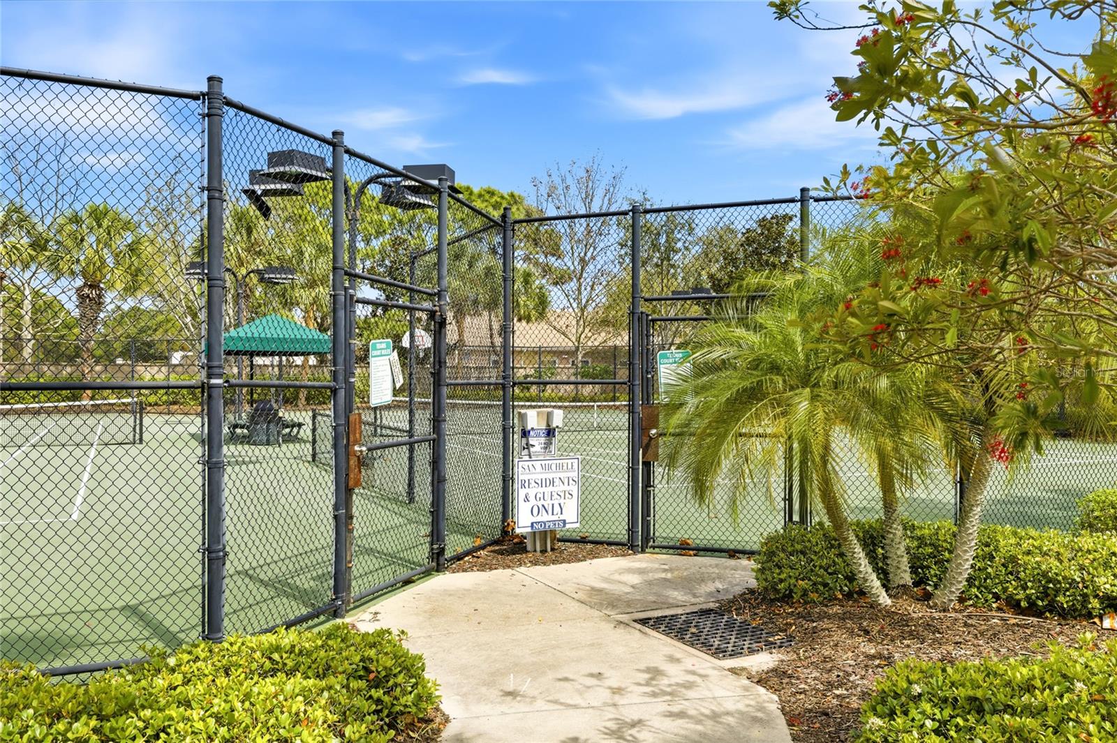 SAN MICHELE AT UNIVERSITY COMMONS - Residential