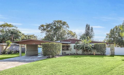 A home in WINTER PARK