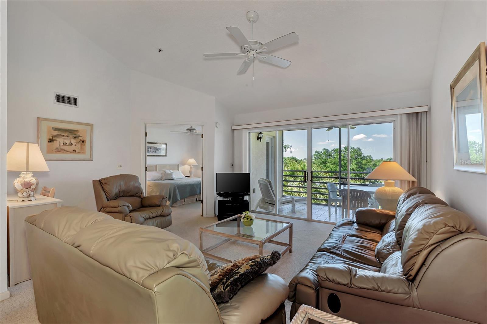 EIGHTH FAIRWAY - Residential