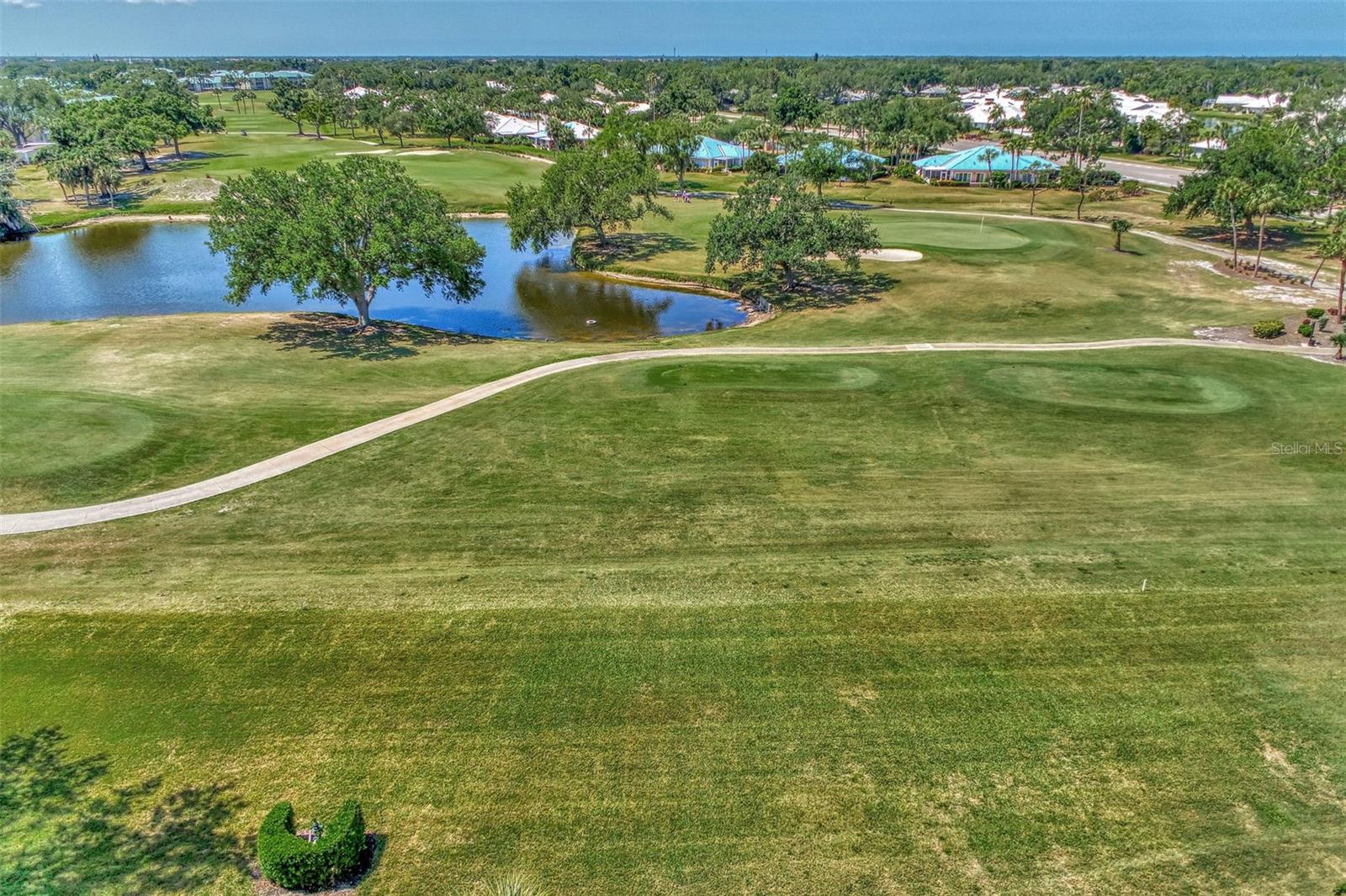 EIGHTH FAIRWAY - Residential
