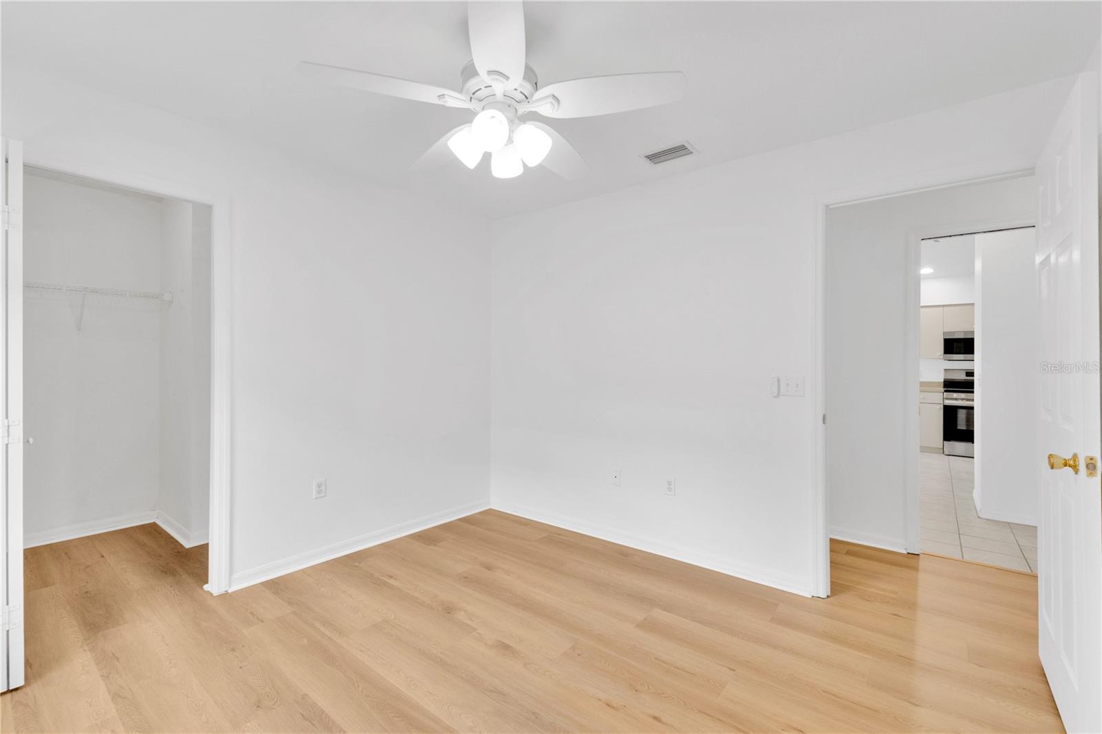 STONEY POINTE PH 01 - Residential