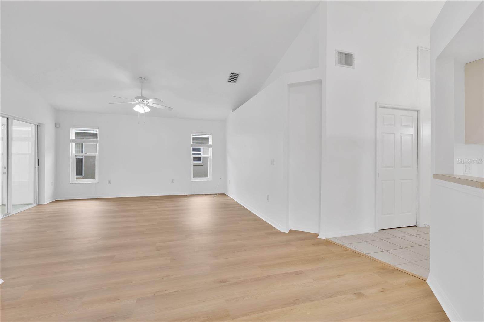 STONEY POINTE PH 01 - Residential