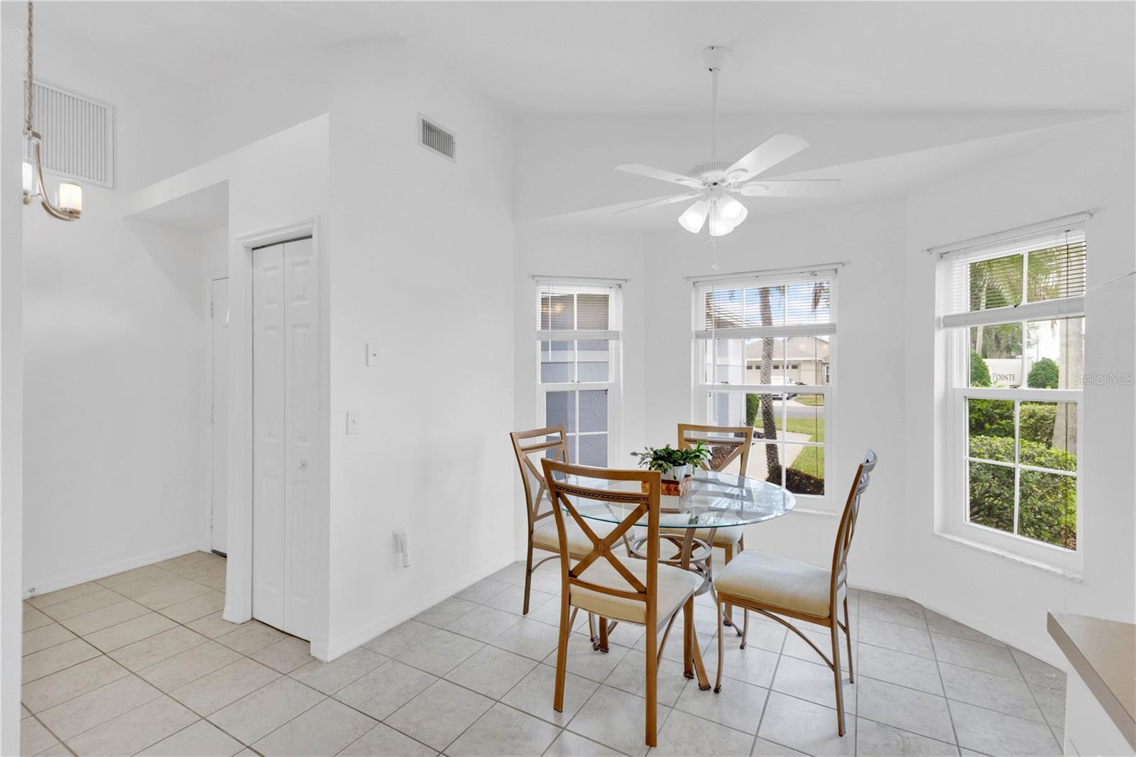 STONEY POINTE PH 01 - Residential