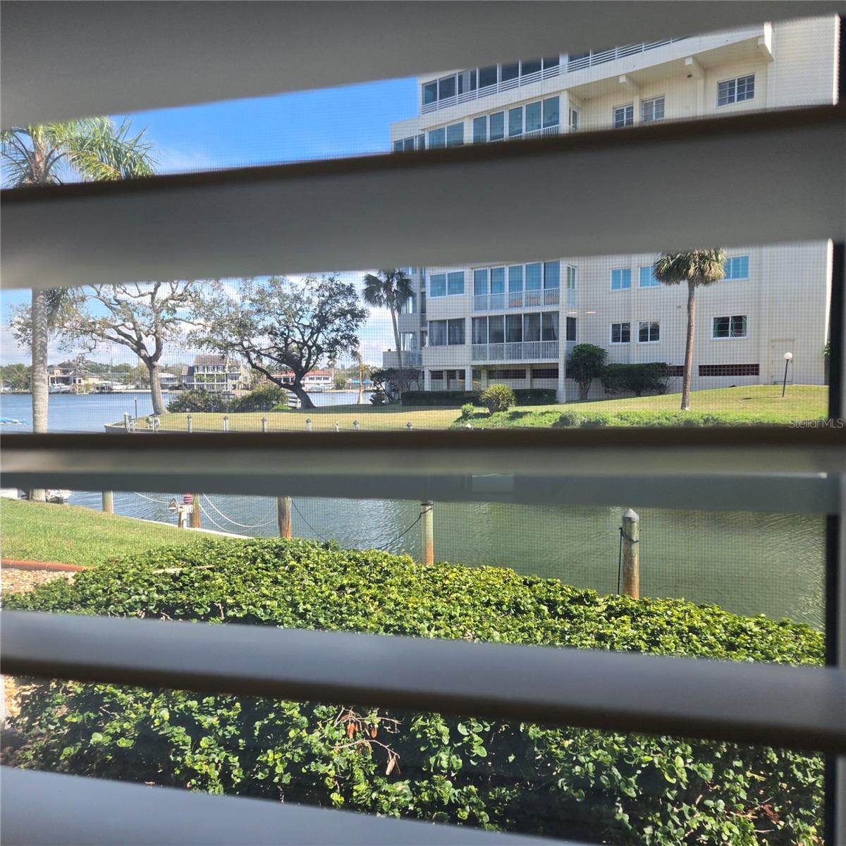 SIESTA HARBOR II - Residential