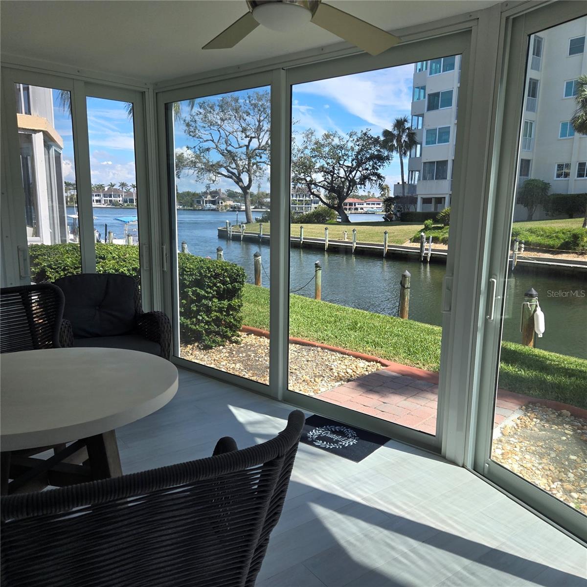 SIESTA HARBOR II - Residential