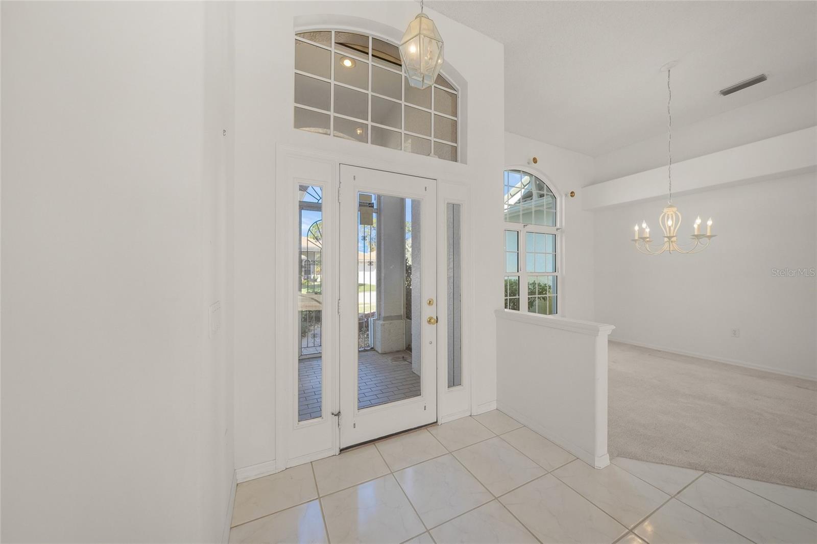 HUNTINGTON POINTE - Residential