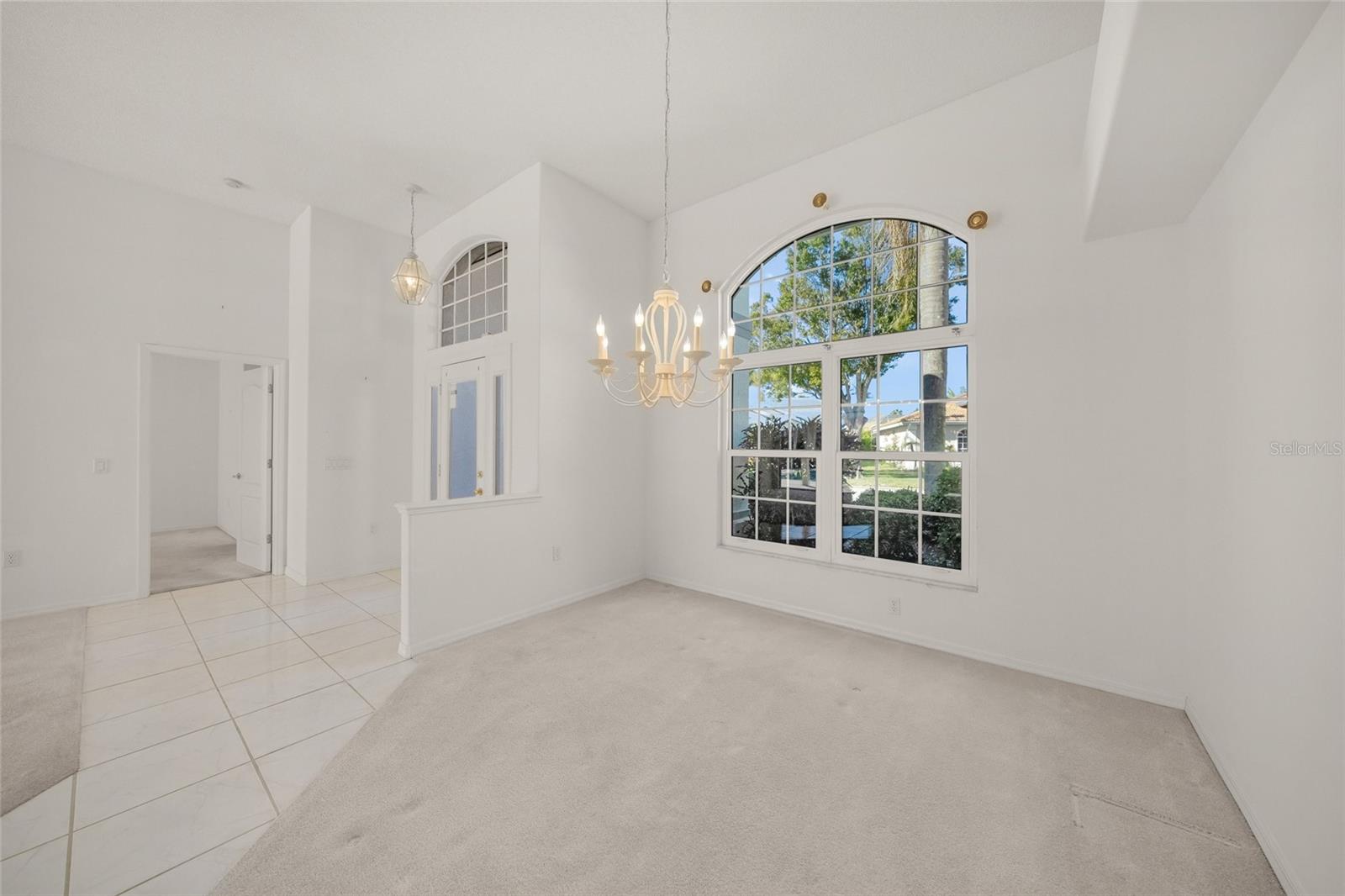 HUNTINGTON POINTE - Residential