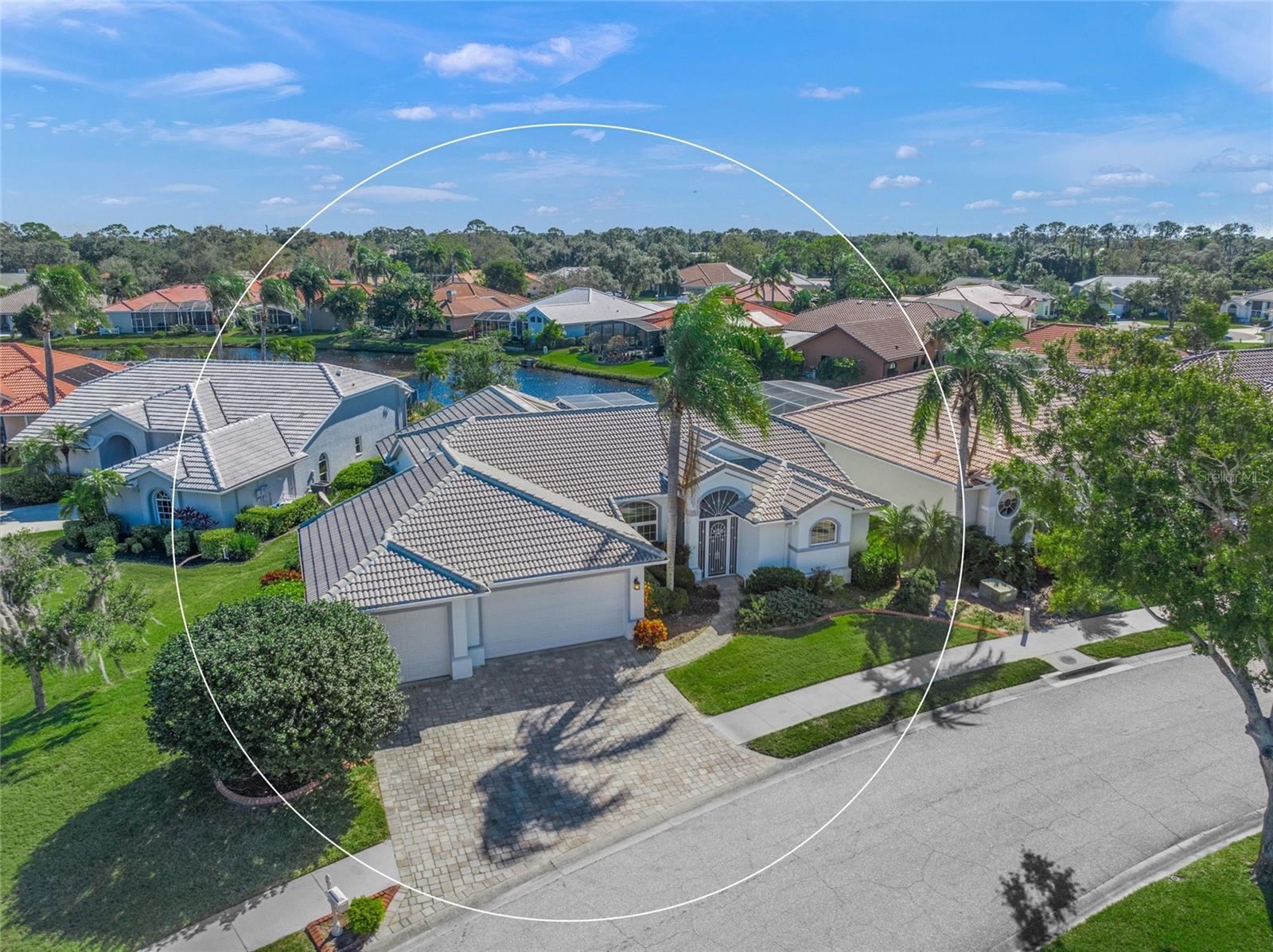 HUNTINGTON POINTE - Residential