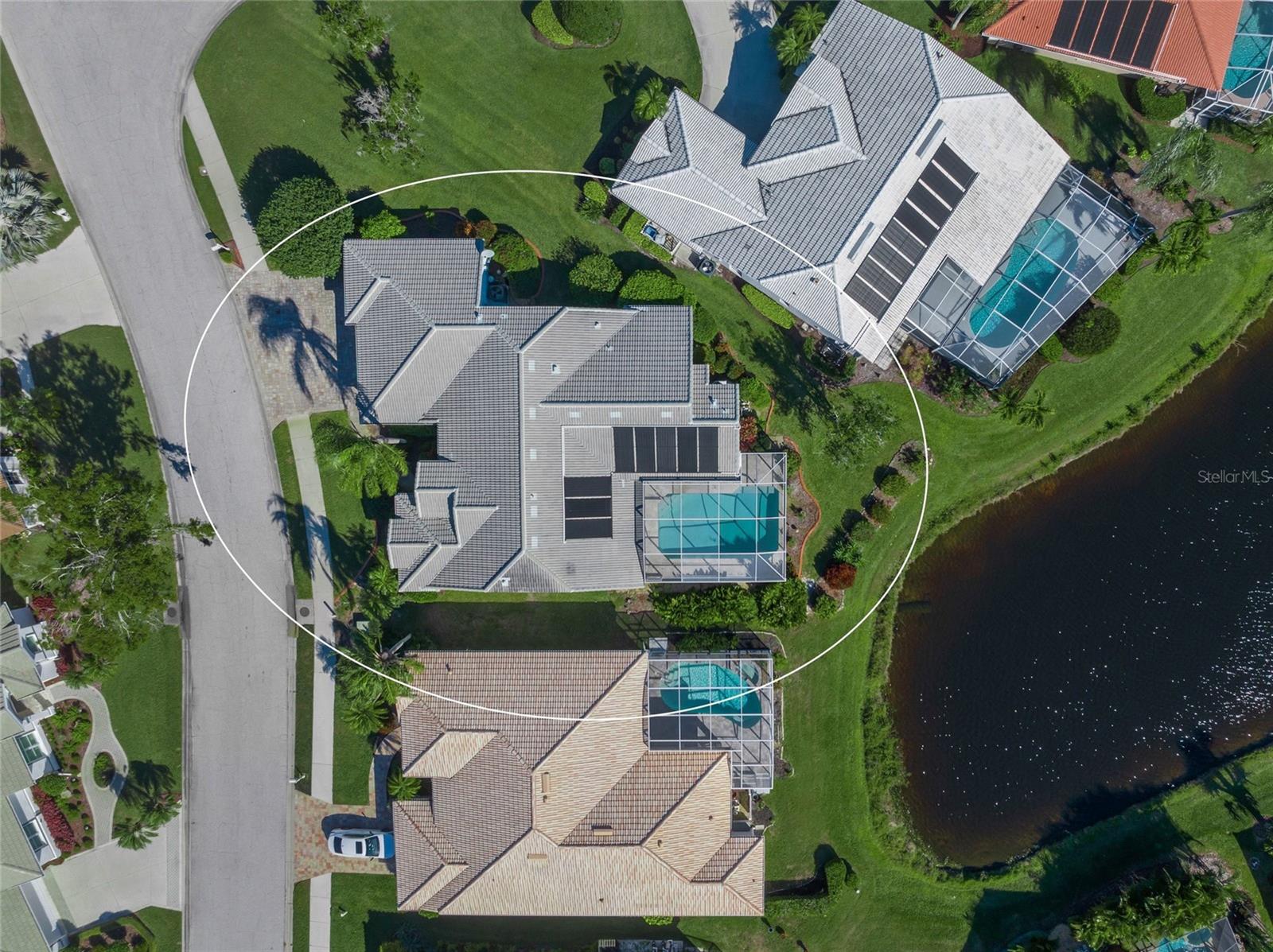 HUNTINGTON POINTE - Residential