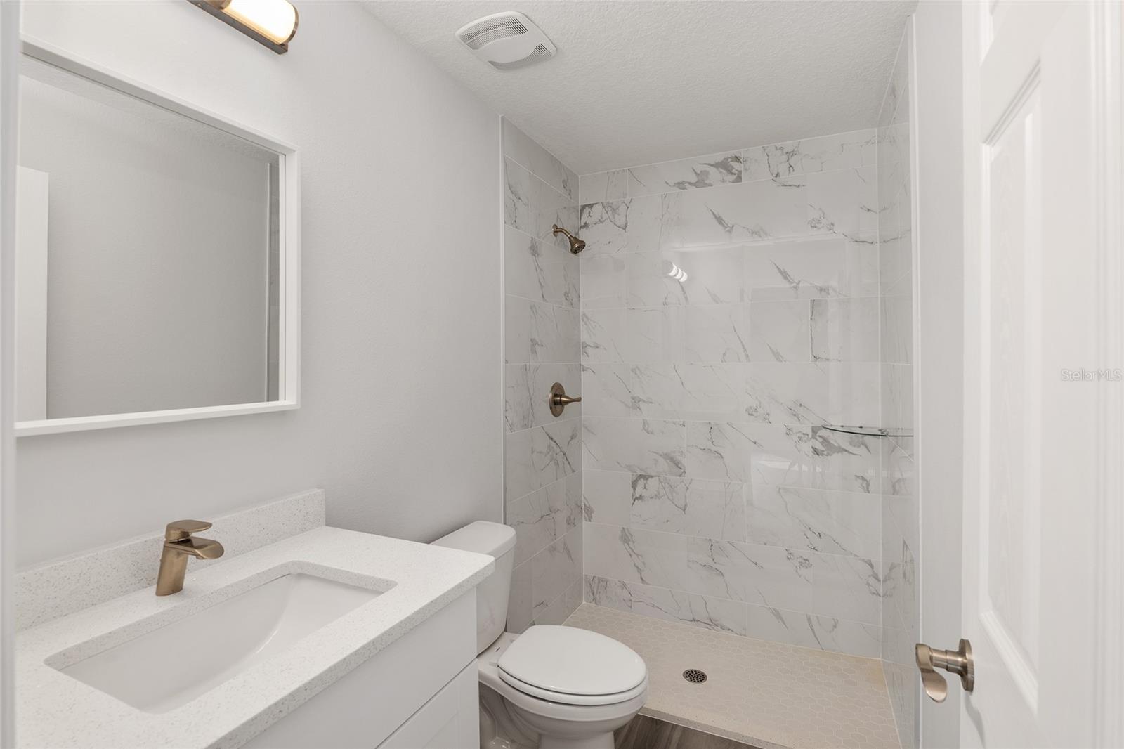 RAINBOW PARK UN #3 - Residential