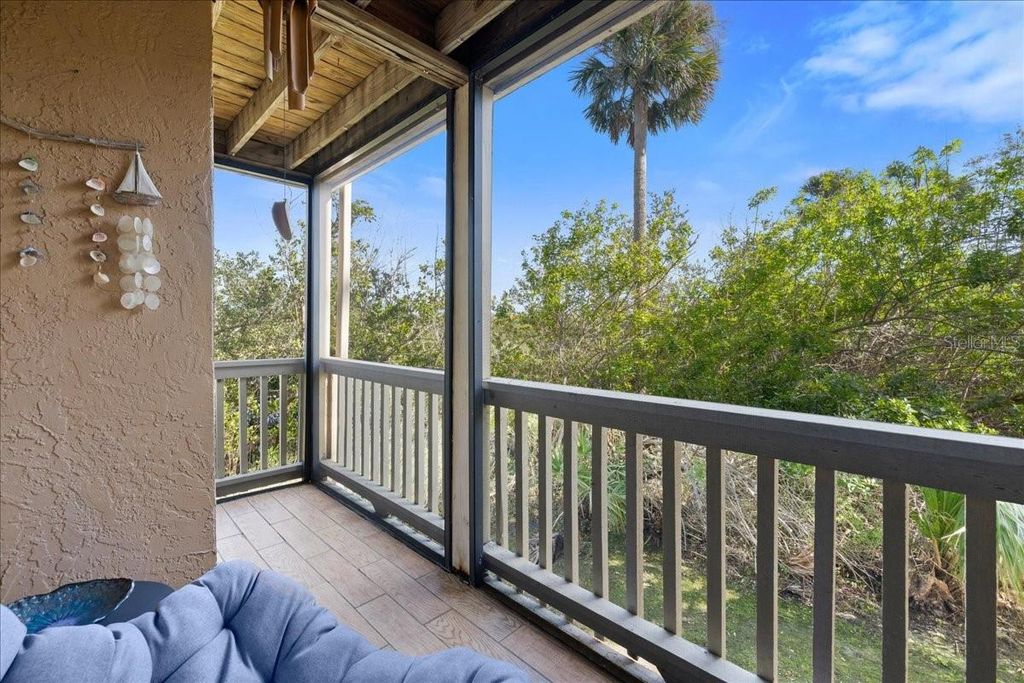 Photo of 1401 S Palmetto Avenue #614, Daytona Beach, FL 32114 (MLS # V4940515)