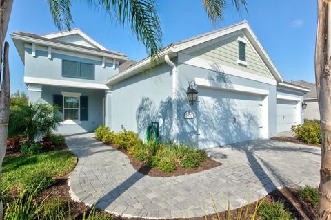 2722 SAPPHIRE BLUE LANE BRADENTON FL 34211