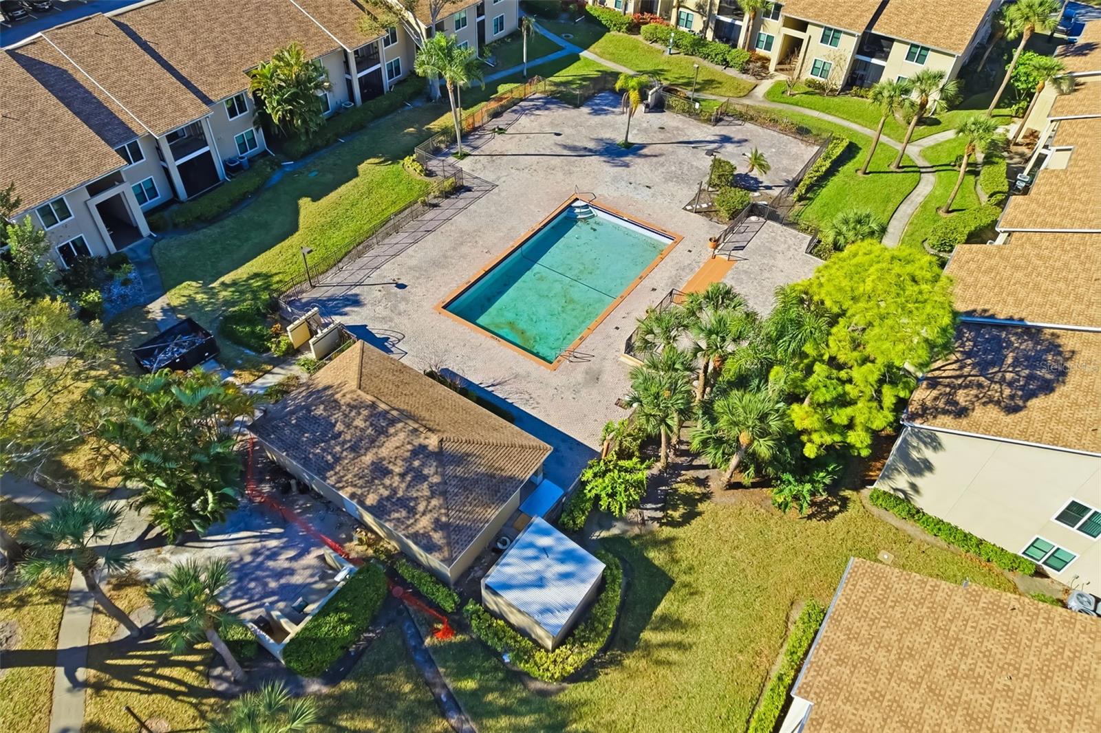 VINTAGE GRAND - Residential