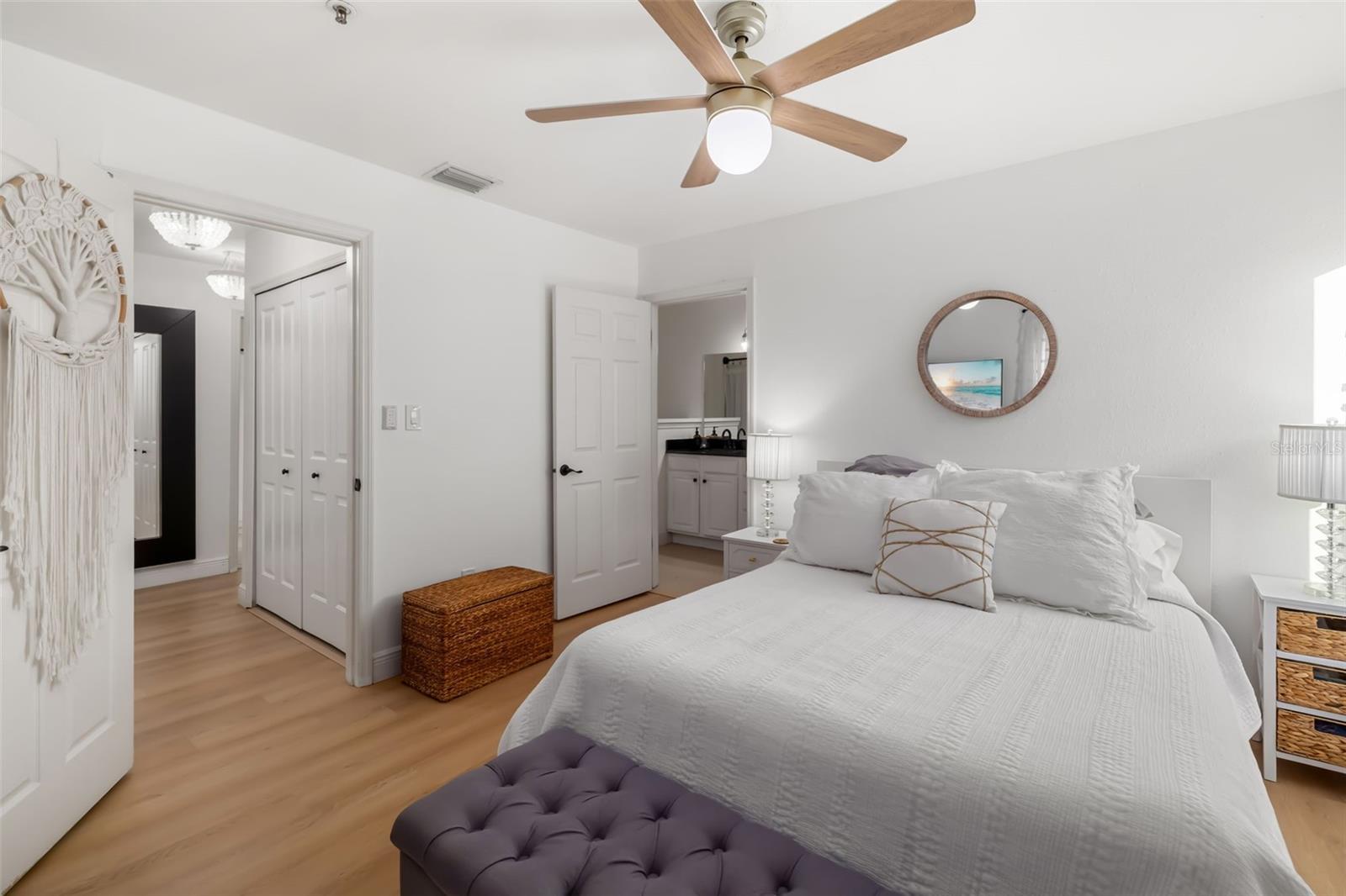 VINTAGE GRAND - Residential