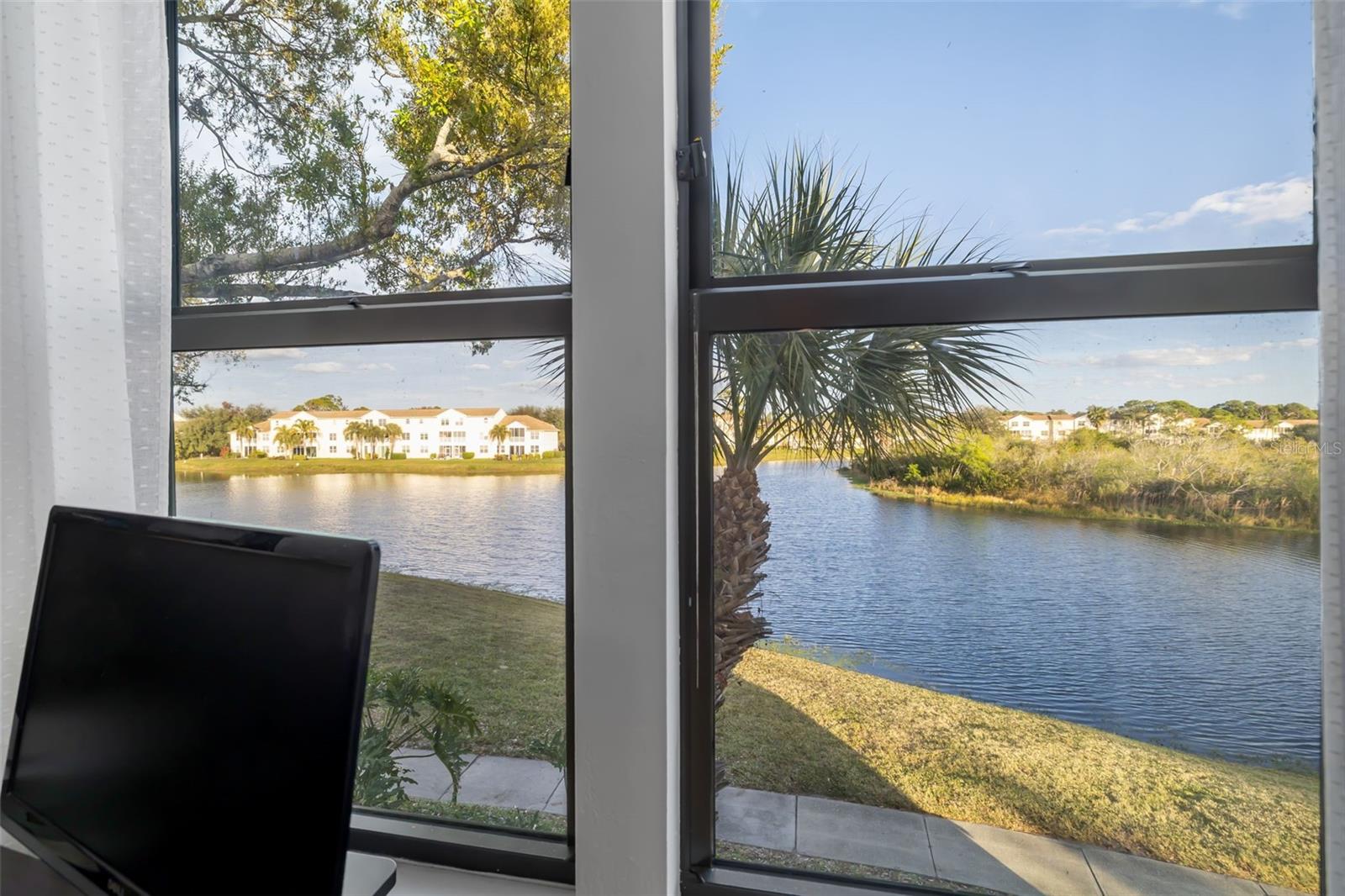 VINTAGE GRAND - Residential