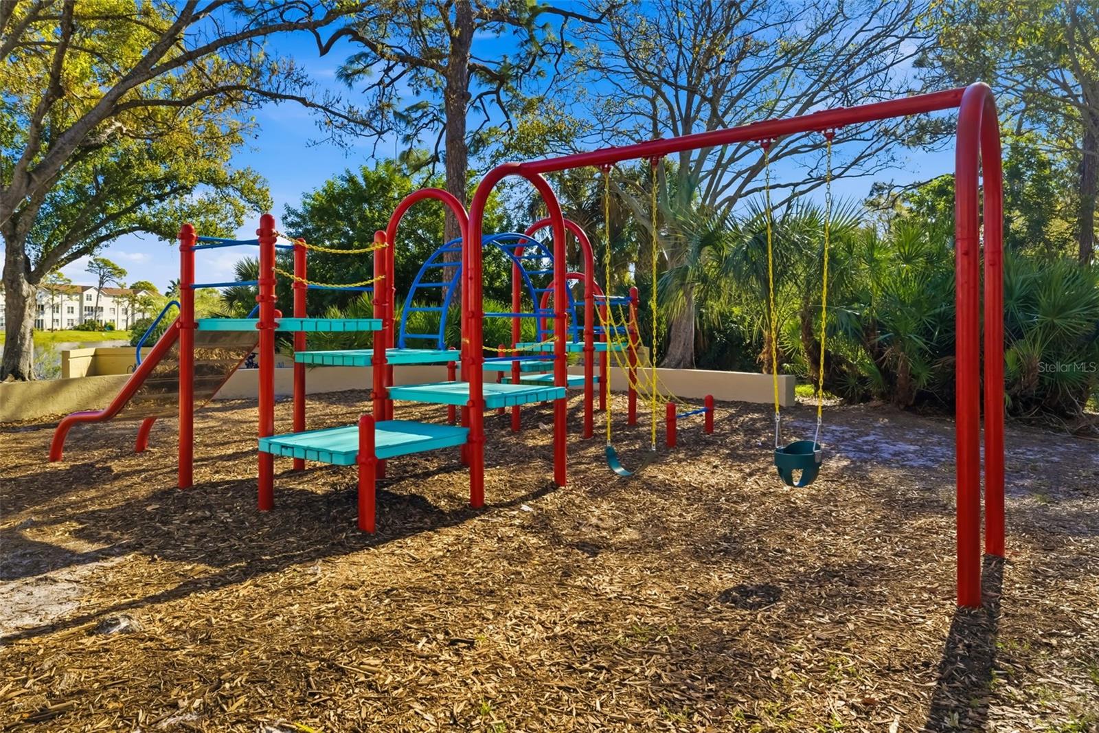 VINTAGE GRAND - Residential