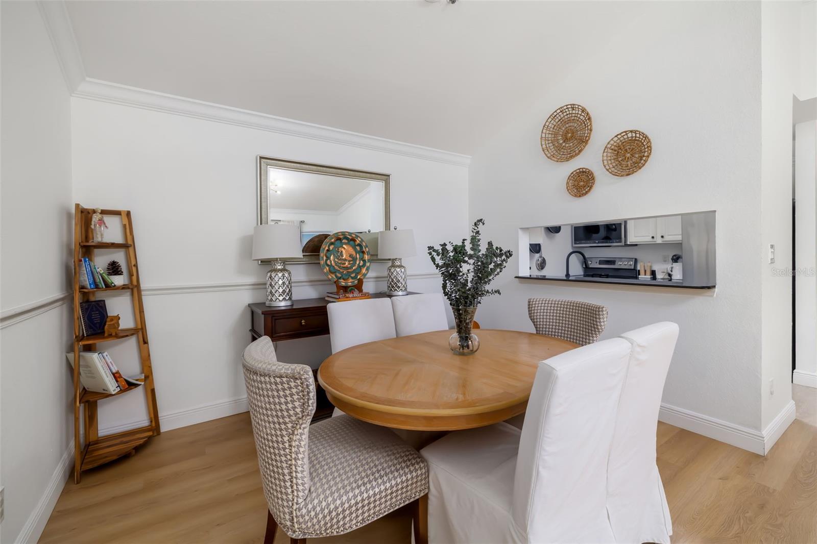 VINTAGE GRAND - Residential